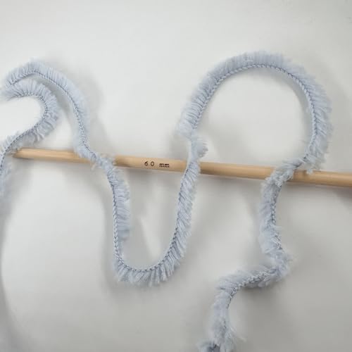 Image of Plush Faux Fur Bulky Yarn, Super Soft Fluffy Fuzzy for Knitting Crocheting Crafting, 100 Gram (3.53 Ounces) 109 Yards (100 Meters) (Light Gray) (3 Skeins)