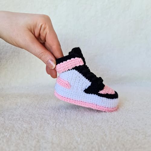 Pink Crochet Baby Sneaker Booties, Retro Basketball Newborn Socks, Customizable Knit Shoes, Baby Shower Gift, Slip-on Shoes Infants2