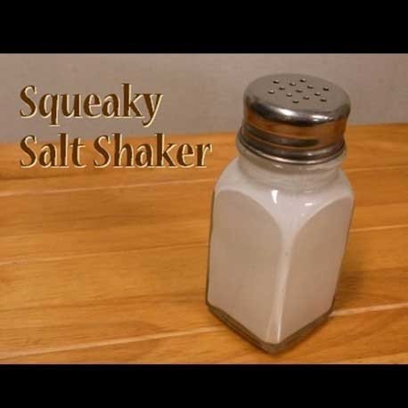 Salière qui couine - Distributeur de sel original et accessoire de table farce - 2