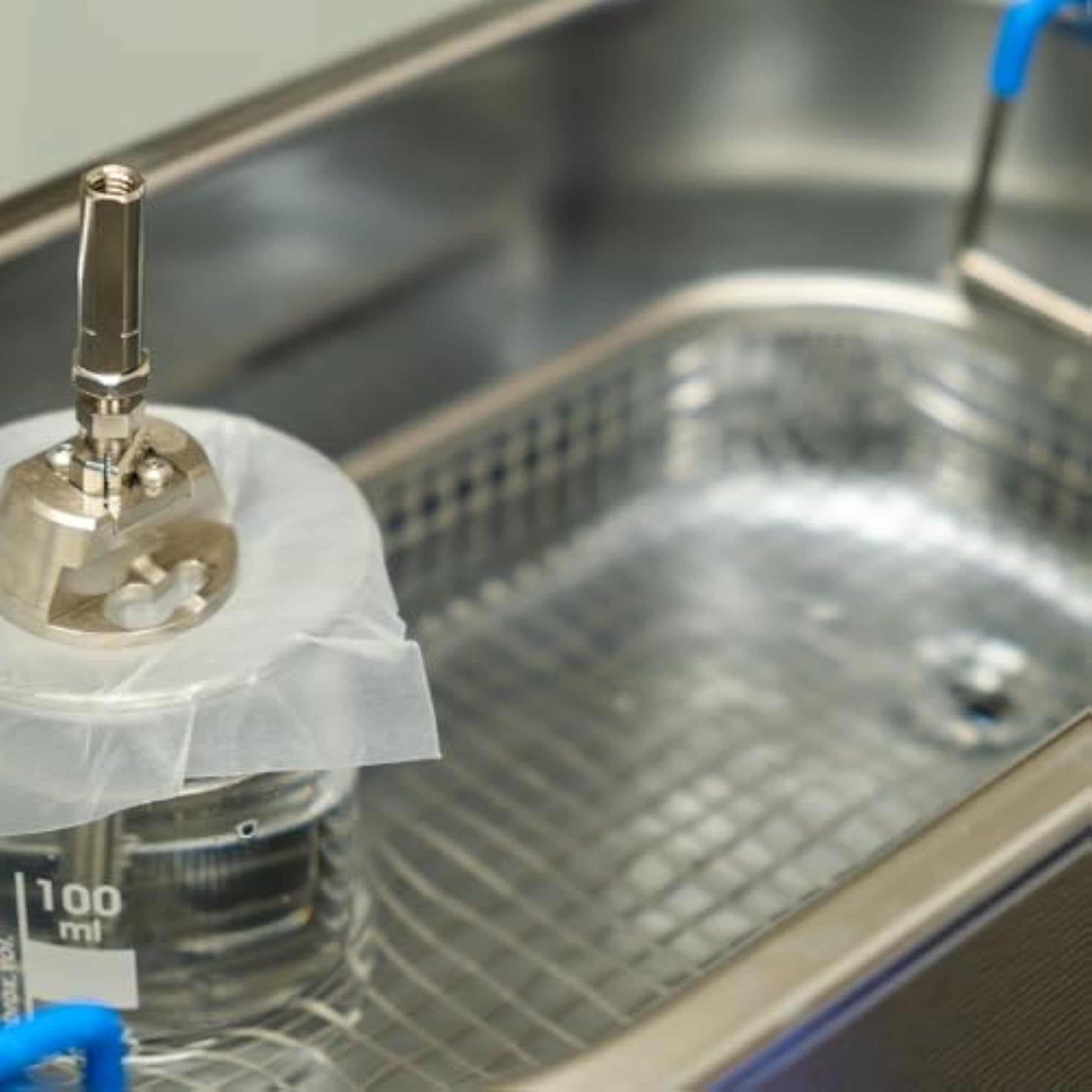 Ultrasonic Cleaner Solution for Ultrasonic Machines