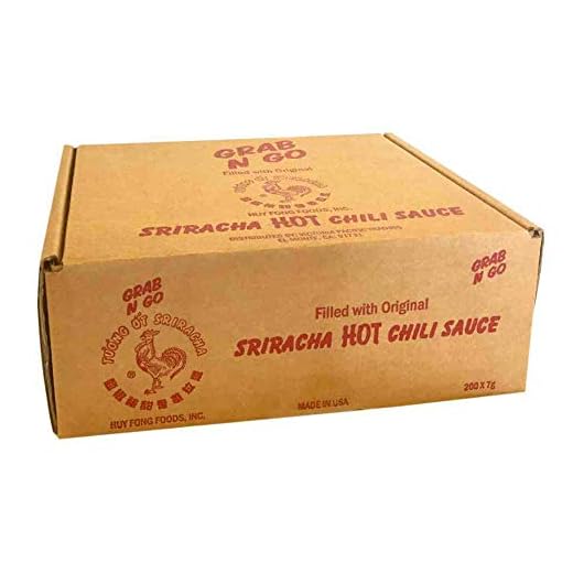 Sriracha Sauce Packets by Huy Fong