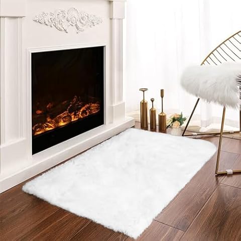 Latepis White Throw Rug 2x3 Small Furry Rug for Bedroom Faux Rabbit Fur Rug Soft Washable Shag Rug Bedside Fluffy Rug for Living Room, Dorm, Nursey Fireplace Chair Seat Cover Home Decor Cover
