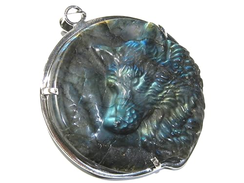 Pendentif loup en labradorite et argent 925, le cadeau symbolique idéal pour un proche