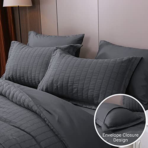 Hymokege Duvet Cover Queen 3 Pieces, Dark Grey Seersucker Duvet Cover Set, Luxury Soft Brushed Microfiber Bedding Set With 1 Comforter Cover & 2 Pillow Shams, 90X90 Inch #TOP2