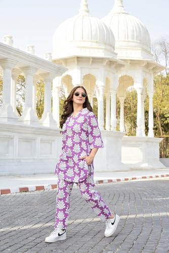 Image of LookMark Women's Printed Cotton Blend Straight Kurta and Pant Set