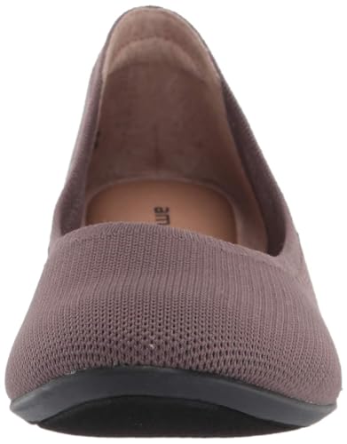 Image of Amazon Essentials Women's Breathable Knit Ballet Flat with Round Toe, Cushioned