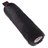 EIGENSCHAFTEN: Der Schoner für Ihr Pferd kann sehr einfach durch einen Klettverschluss angebracht werden. Wollhöhe 30 mm, Länge 28 cm, Breite 7,5 cm. Es schützt Ihr Pferd und dient zudem als Schmuckstück.