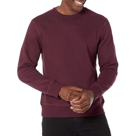 Amazon Essentials Men's Burgundy Fleece Sweatshirt Cover