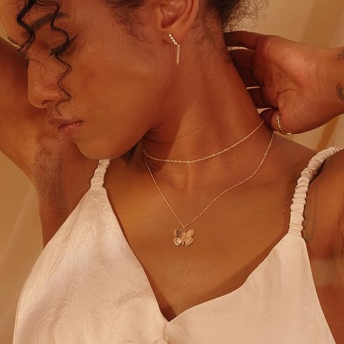 Fettero Gold Necklace for Women Dainty Butterfly Pendant Necklace 14K Gold Plated Animal Necklace Jewelry for Everyday Wear3