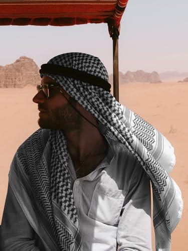 FREE SOLDIER Scarf Military Shemagh Tactical Desert Keffiyeh Head Neck Scarf Arab Wrap with Tassel 43x43 inches