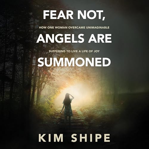 Diseño de la portada del título Fear Not, Angels Are Summoned
