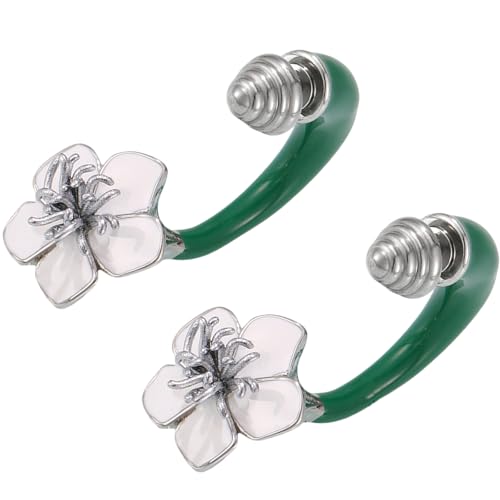 Boucles d'oreilles camélias délicates : l'éclat d'un bijou d'exception