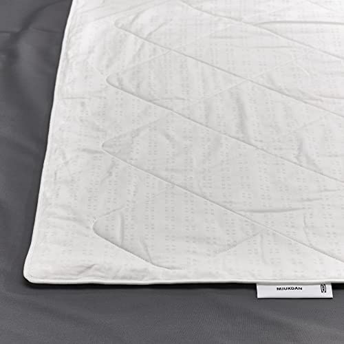 Couette chaude légère ProTuning MJUKDÅN pour des nuits cocooning douillettes