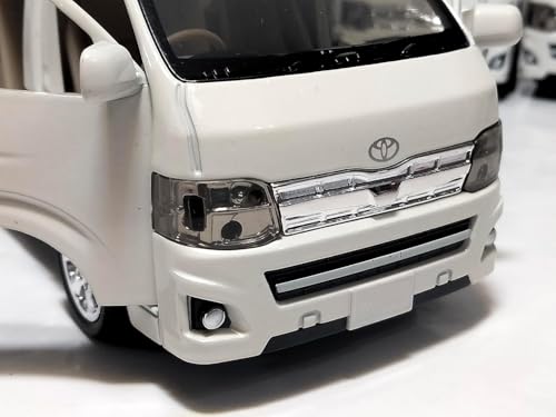 Image of Model Vehicles for Toyota HIACE MPV Simulation die-Casting Metal Sound and Light Toy car Model 1:32 Sophisticated Gift Choice (White)