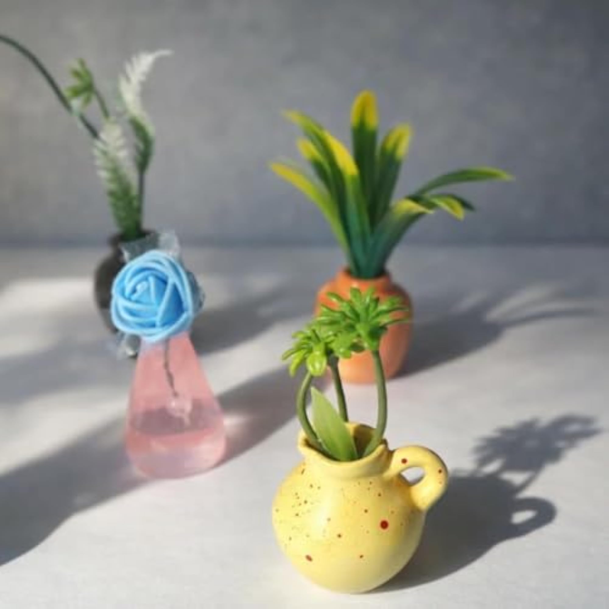 8 PCS Mini Magnetic Vase Set