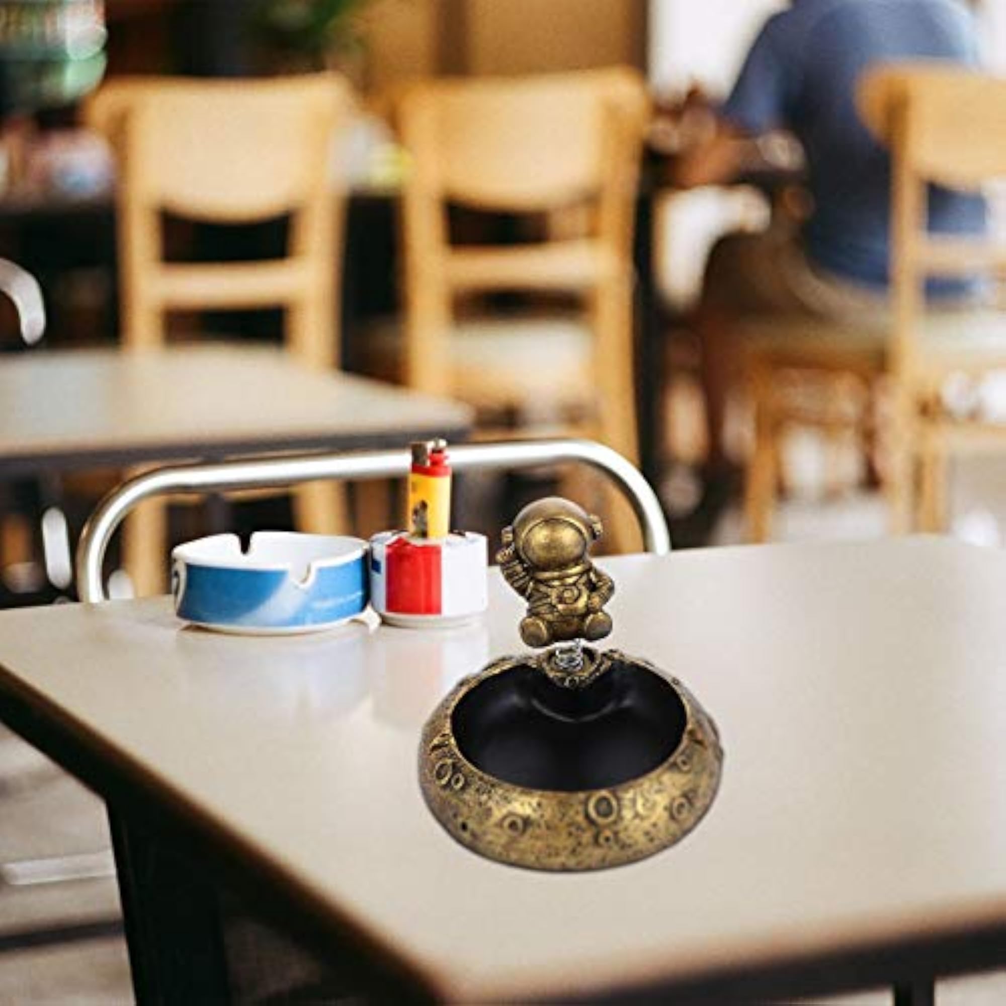 Astronaut Creative Ashtray Desktop Ornament