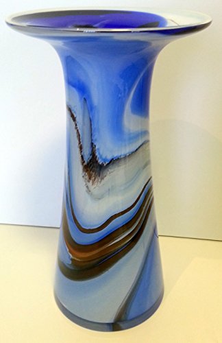 Oberstdorfer Glashütte Blauwe vaas met voet, tulpenvaas, gekleurd glazen vaas met grote opening, blauw beige wit gemarmerd decoratief kristalglas, bloemenvaas aan de voet, mondgeblazen hoogte ca. 25 cm. - Afbeelding 3