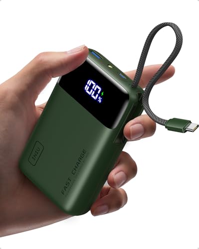 INIU 45W Power Bank, Ultra Klein 20000mAh Powerbank mit Integriertem USB C Kabel, Schnellladen Externe Handyakkus für Camping, Wandern, Outdoor Aktivitäten, Festival Nutzung, Grün 1