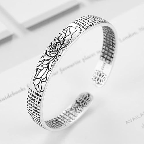 Bracelet à fleurs réglable fini les bijoux trop petits