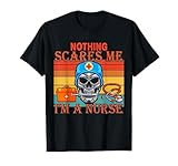 Photo Gallery vintage nothing scares me i m a nurse halloween scheletro maglietta Photo Gallery vintage nothing scares me i m a nurse halloween scheletro maglietta