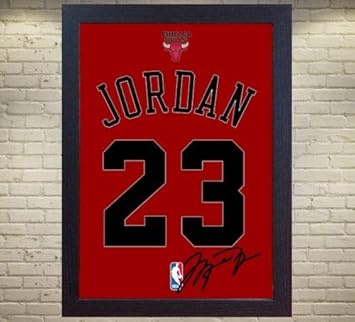 La maglia da rookie di Michael Jordan all'asta per 500mila dollari