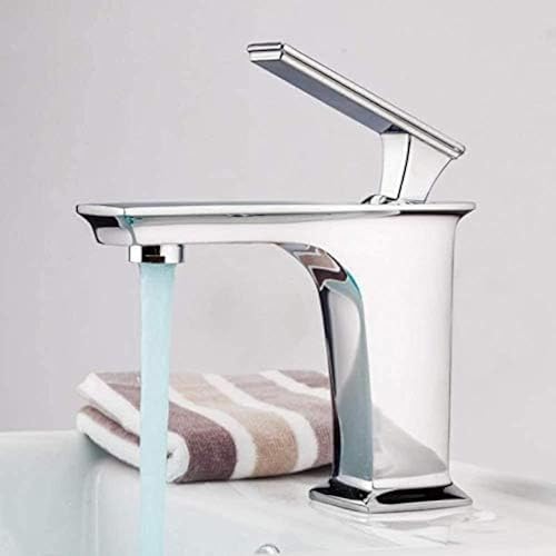 Robinet d'Évier Cascade pour une Cuisine Moderne et Confortable