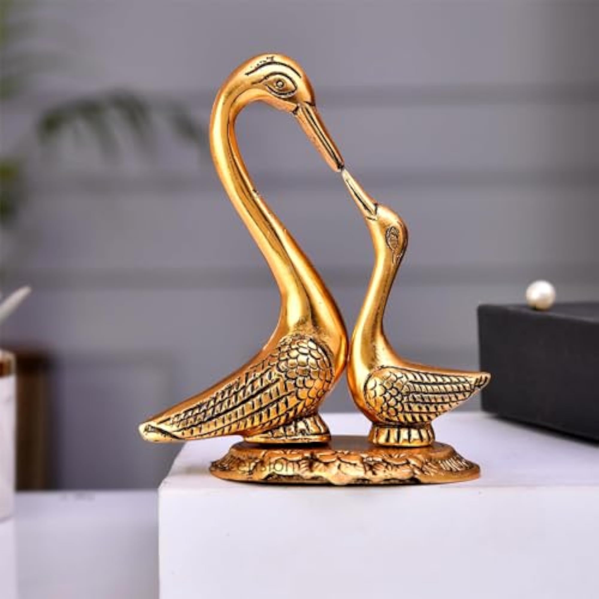 Rakhi Combo with Swan Set