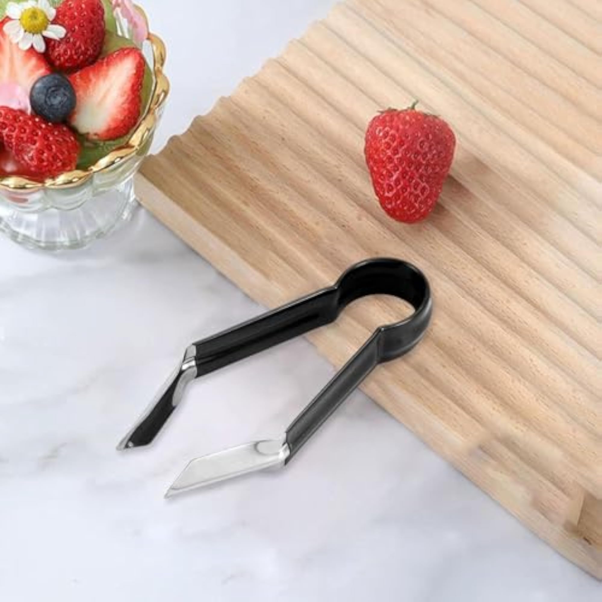 2x Strawberry Huller Stem Remover Tool with Comfort Grip