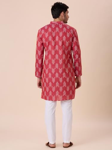 Image of Studio Shringaar Men's Cotton Blend Relaxed Fit Ikat Printed Knee Length Kurta