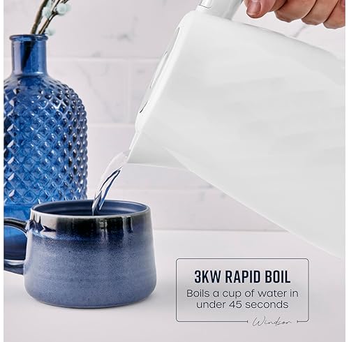 Swan SK14611WHT Windsor Rapid Boil Kettle with Removable Limescale Filter, Boil Dry Protection and Hidden Cord Storage, 1.7L, 3KW, White