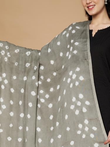 Image of Women's Cotton Rayon Bandhani Print Dupatta with Tassels 2.25 Meters | Women's cotton printed dupatta with tassels.