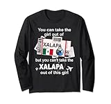 Para mujeres y niñas impresionantes que son patrióticas y orgullosas de ser de Xalapa, México. No puedes sacar el Xalapa de esta chica. ¿Vive o te mudaste de Xalapa? Regalo para mudarse de Xalapa. Divertido regalo patriótico Xalapa-Enríquez para mujer.
