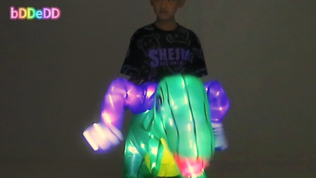 Disfraz inflable de niño dinosaurio con luz LED miniatura 7