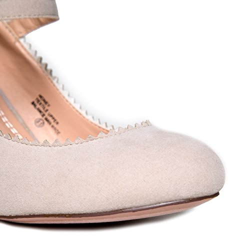 J. Adams Honey Heels for Women - Round Toe Scalloped Edge Retro Mary Jane Pumps - Vintage Mary Jane Heels for Women - Image 4