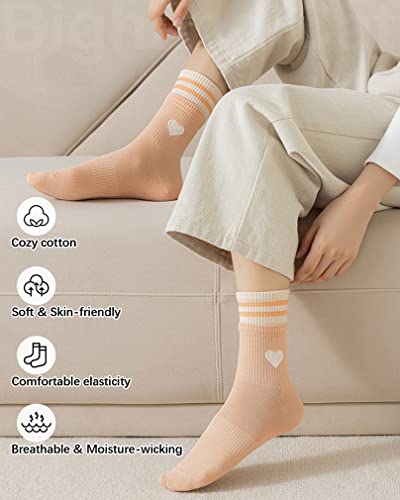 Image of IIG Women's Fashion Cute Cotton Socks Novelty Funny Above Ankle Crew Socks Holiday Gifts for Women 4 /5 Pairs