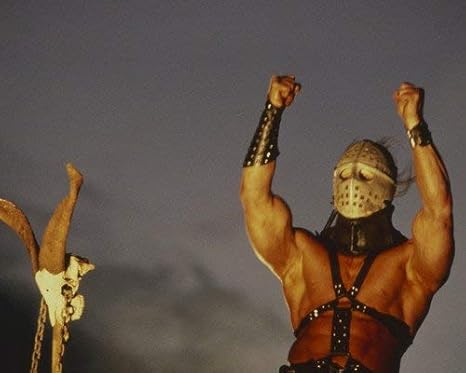 Amazon マッドマックス2ザ Humungusでケル ニルソンは フェイスマスクの道戦士11x14プロモーション写真でbarechested アートフレーム ポスター オンライン通販 Amazon マッドマックス2ザ Humungusでケル ニルソンは フェイスマスクの道戦士11x14プロモーション写真でbarechested アートフレーム ポスター オンライン通販