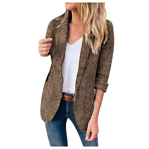 Manteau femme court fluide et confortable pour un style urbain quotidien