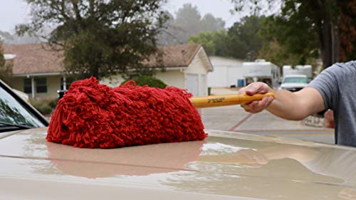 California Car Duster Super Duster, Red X-Large Truck and SUV Duster with Wood Handle 73668
