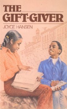The Gift-Giver (Trumpet Club) 0440840376 Book Cover