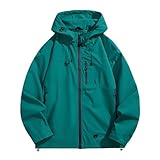 Coupe-vent fonctionnel avec une coupe ajustée pour hommes, combinant élégance décontractée et contre les éléments