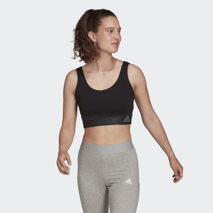 Recopilación y reviews de Crop top adidas que puedes comprar esta semana. 23 Imagen adicional