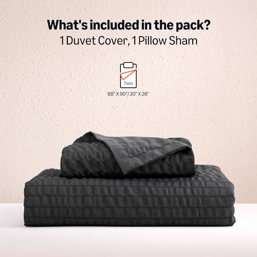 Image of Amazon Basics Duvet Cover Set with Jacquard Geometric Pattern, 2-Piece with 1 Duvet Cover and 1 Pillow Sham, Comforter Not Included, Twin, Black