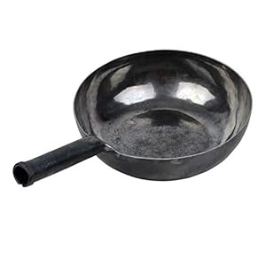 臻三环 ZhenSanHuan Chinese HandHammered Iron Woks and Stir Fry Pans, Non-stick, No Coating, Induction Suitable, 章丘铁锅，舌尖上的中国，A bite of China (28CM)