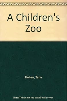 Paperback A Children's Zoo Book
