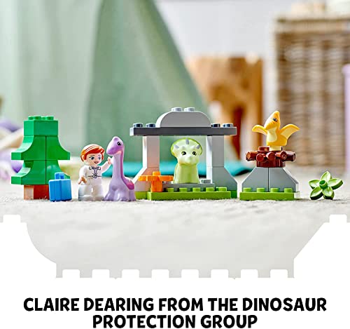 LEGO DUPLO Jurassic World zabawka do przedszkola dinozaura 10938 – z figurką triceratopsa, zabawka do nauki dinozaura dla małych dzieci, duży zestaw klocków, świetny zestaw do zabawy ze zwierzętami