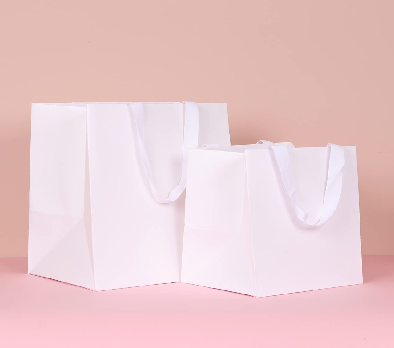 10 szt. torebek Distingué 30 x 23 x 30 cm duże kwadratowe torby papierowe, wysokiej jakości, solidna, trwała torba na prezent o grubości 250 g, bawełniana torba z uchwytami, idealna do torebek na