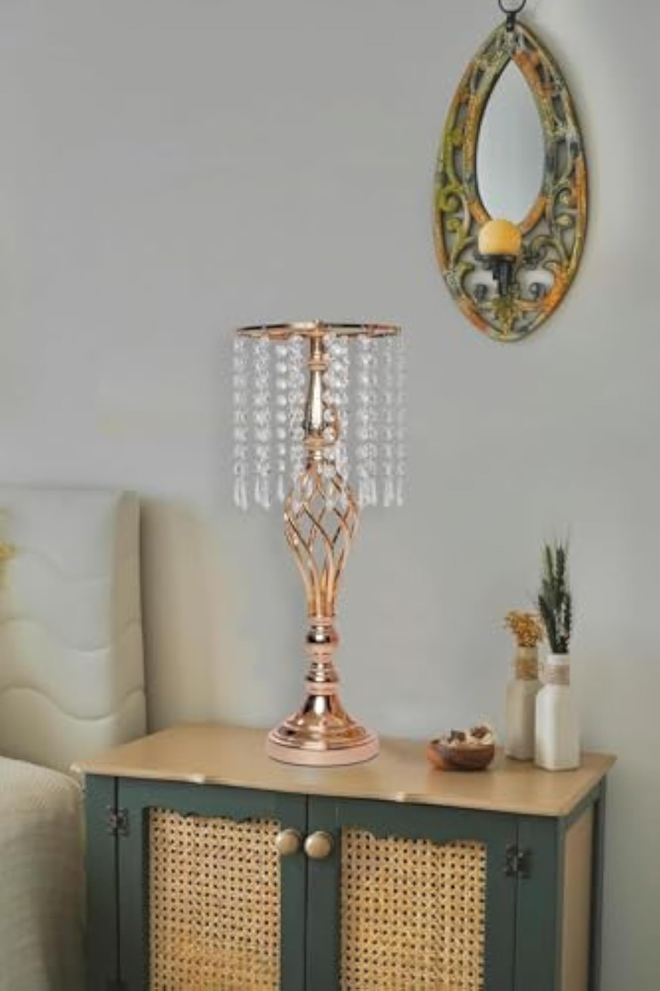 Metal Base with Hanging Crystal Beads for Decoration