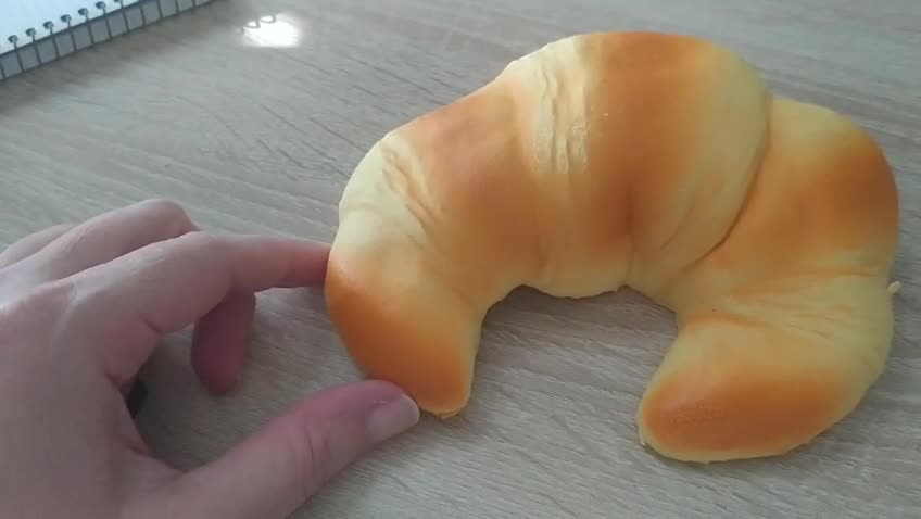 Anboor Squishies met langzame terugverende knijpspeelgoed voor kinderen, broodsquishys, schuim, eten, croissant, jumbo groot, stresssquishes, schattig reusachtig knijpspeelgoed