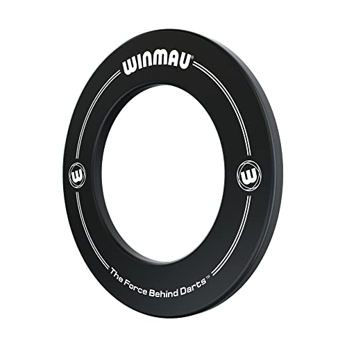 Cible de fléchettes Winmau et son contour noir pour le garage