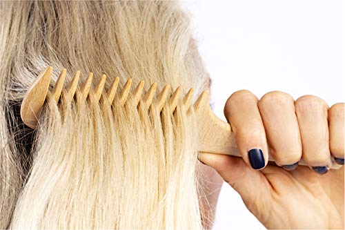 Foto von REMOS Holzkamm mit Griff aus heimischem Buchenholz 20 cm mit feiner Zahnung